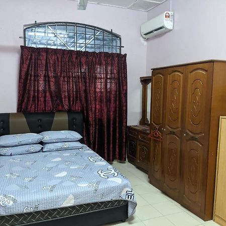 Aryani Homestay Kampong Kelemak Экстерьер фото
